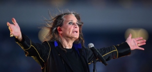 Ozzy Osbourne és felesége Angliába költöznek, mert félnek az amerikai lövöldözésektől