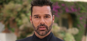 Ricky Martin tagadja az unokaöccsével való vérfertőzésről szóló állításokat