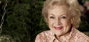 Szilveszter reggel elhunyt az amerikai ikon, Betty White!