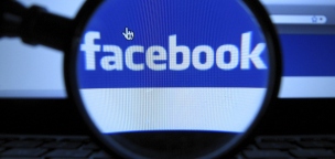 Hihetetlen: Titokban kísérletezik velünk a Facebook!