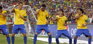 Nem szexelhetnek a brazil focisták a VB előtt!