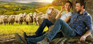 Romantikus vígjátékkal jelentkezett a Netflix, amiben Victoria Justice is szerepel