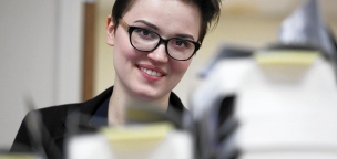 Veronica Roth, A beavatott alkotójának élete